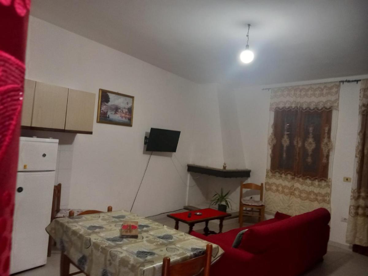 הוילה Holiday House In סיניסקולה מראה חיצוני תמונה