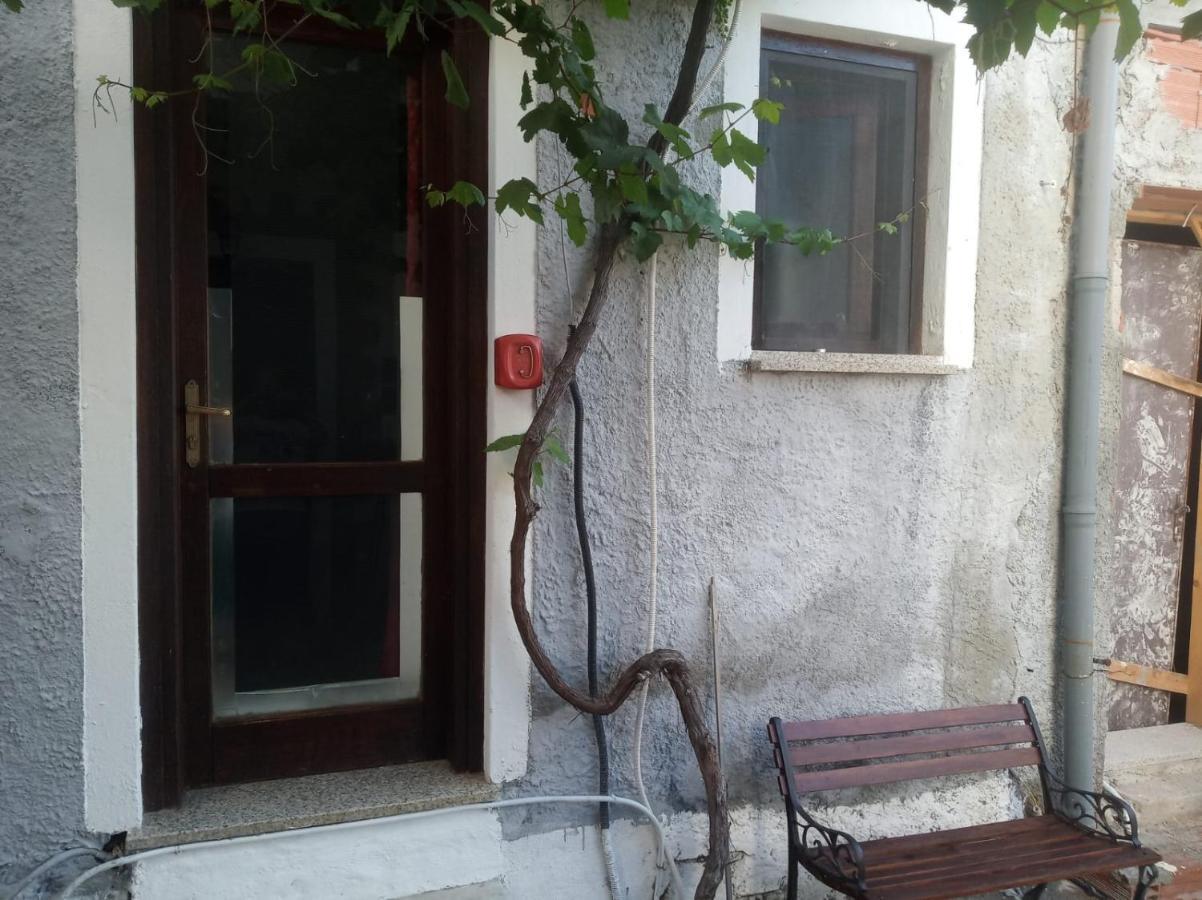 הוילה Holiday House In סיניסקולה מראה חיצוני תמונה